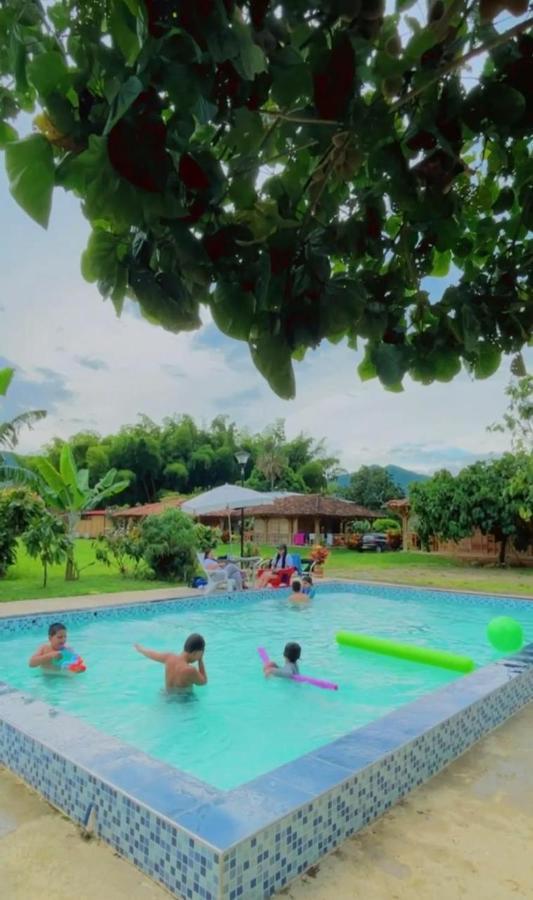 Hotel Campestre Campos Verdes Roldanillo Екстериор снимка