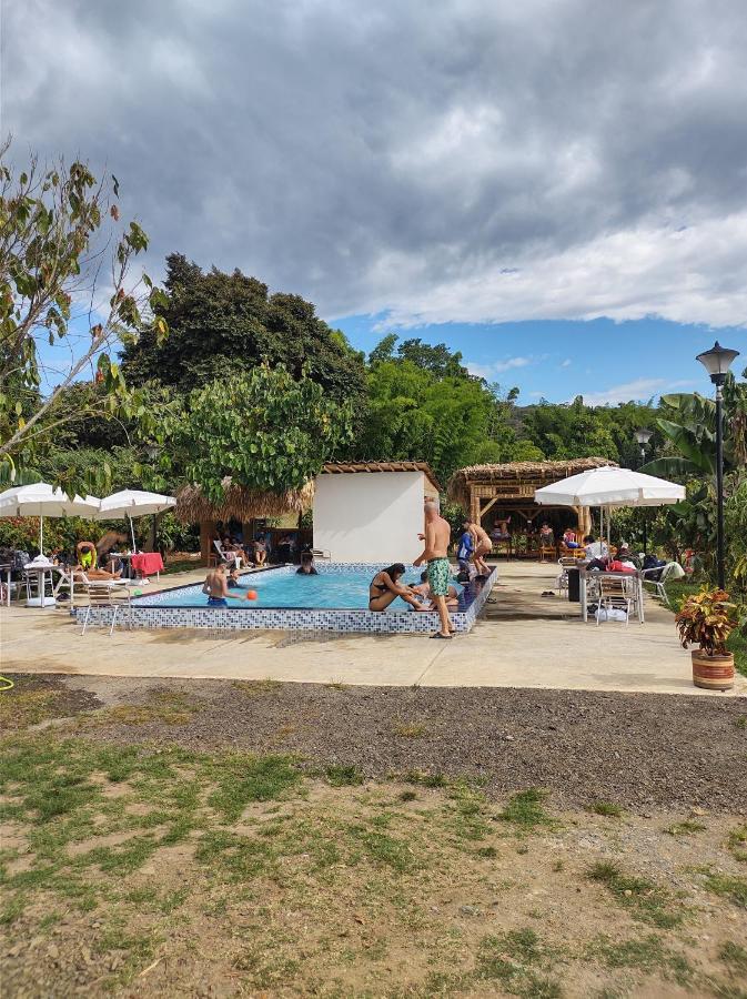 Hotel Campestre Campos Verdes Roldanillo Екстериор снимка