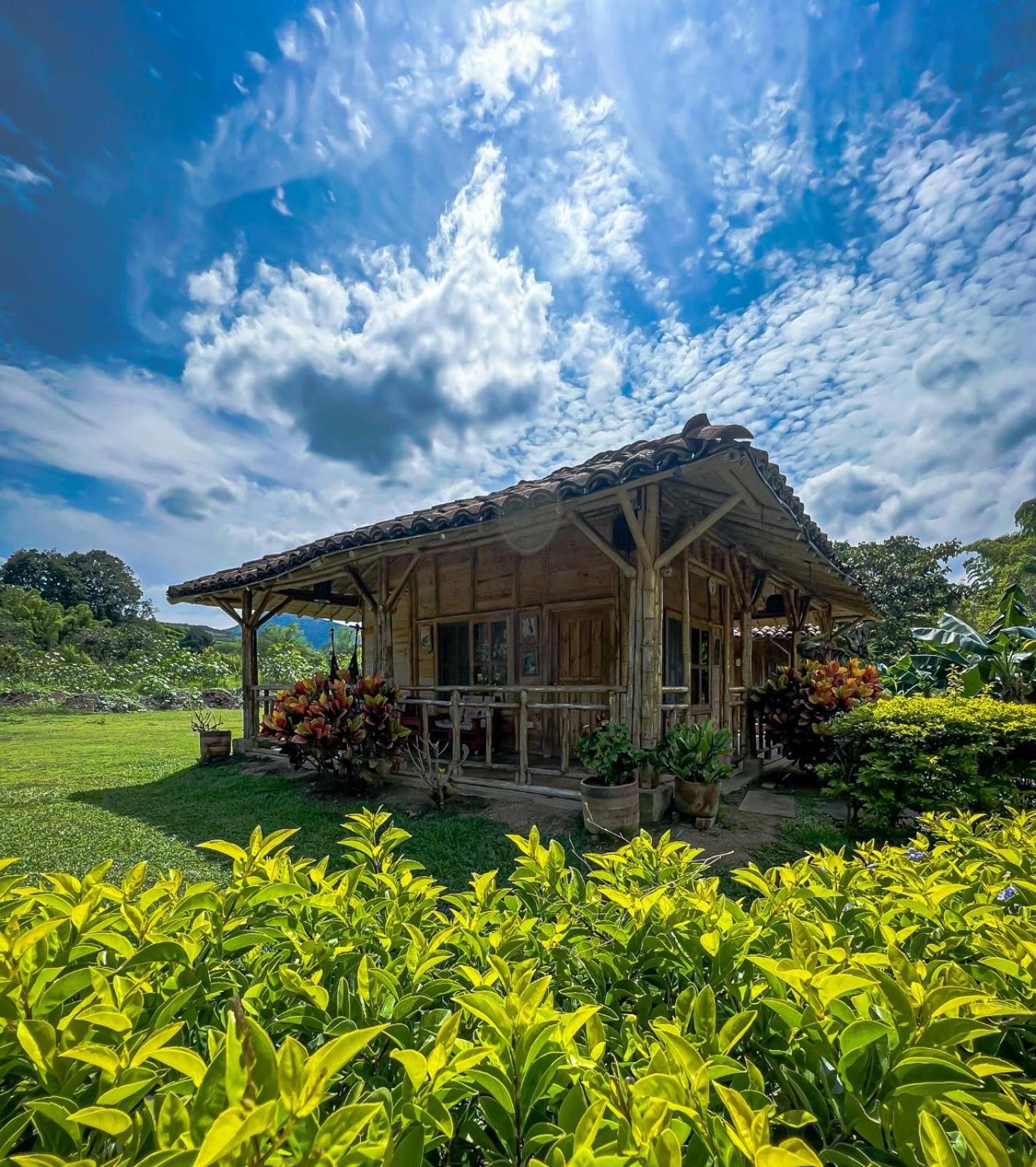 Hotel Campestre Campos Verdes Roldanillo Екстериор снимка