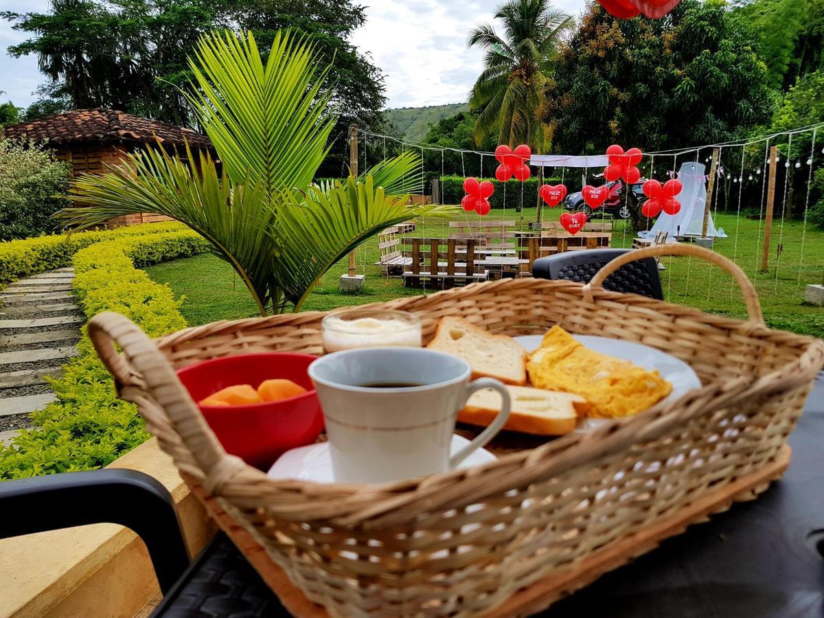Hotel Campestre Campos Verdes Roldanillo Екстериор снимка